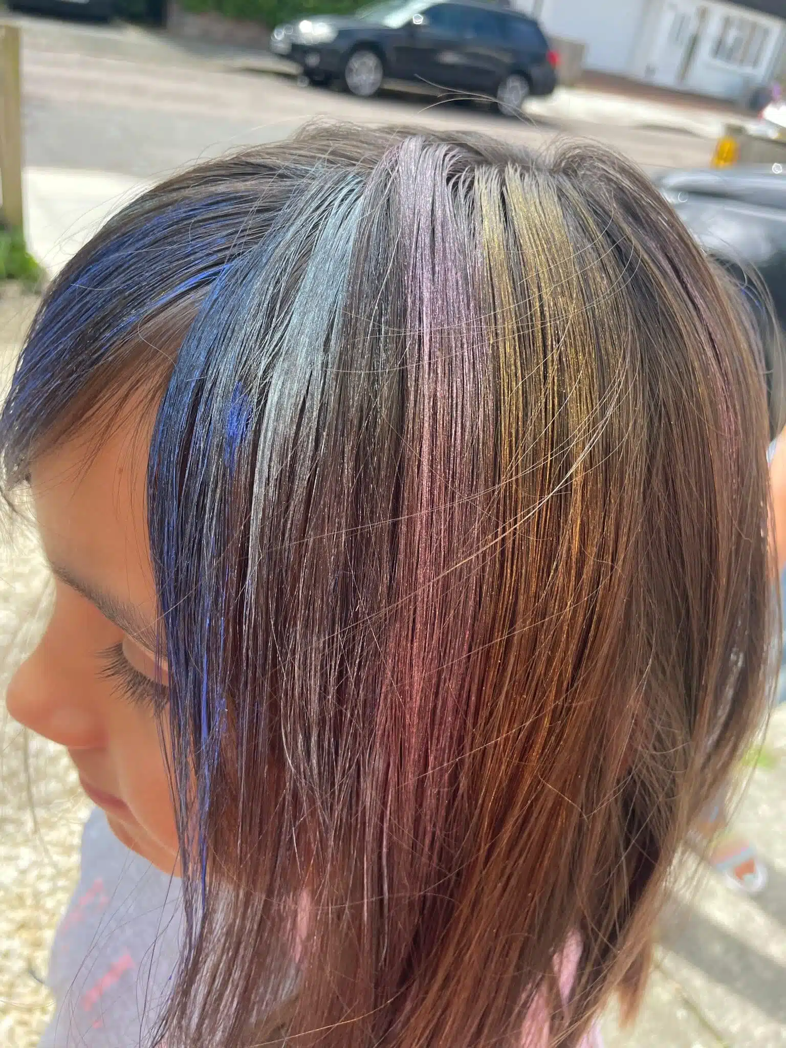 picture of girl and aloe vera hair mascara trio