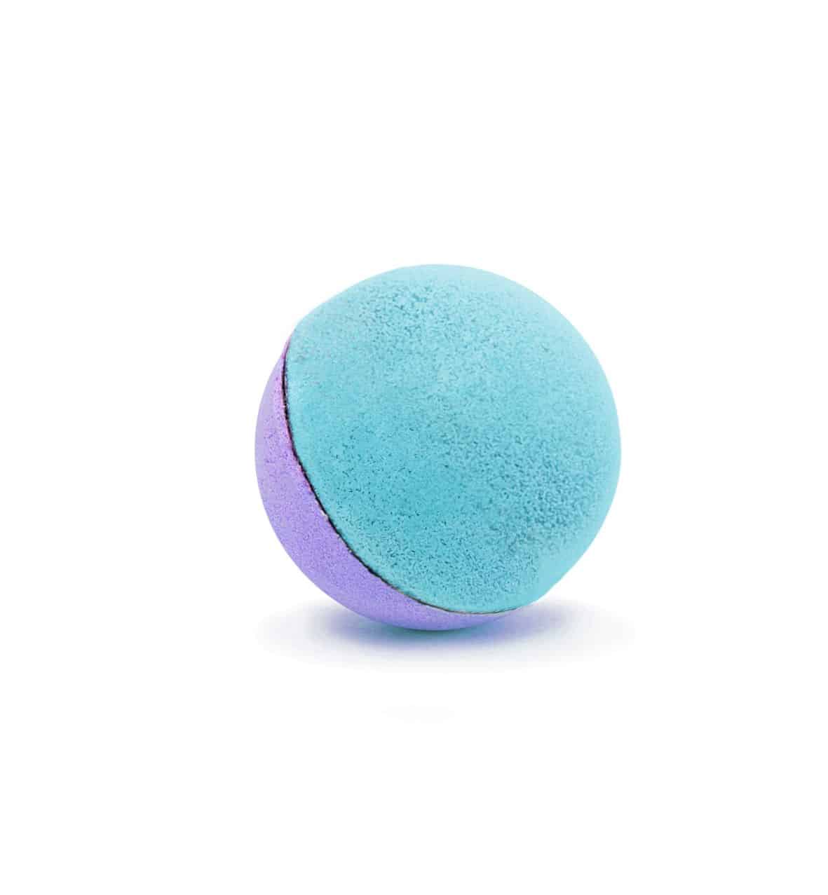 Nailmatic_bath_bomb_twin_blue_violet_03 nailmatic bath bomb twin blue and violet