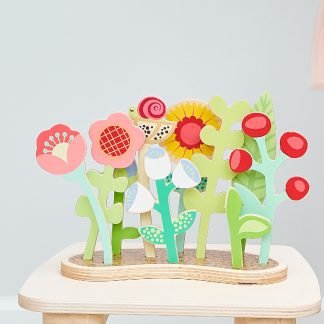 tender lear toys flower bed